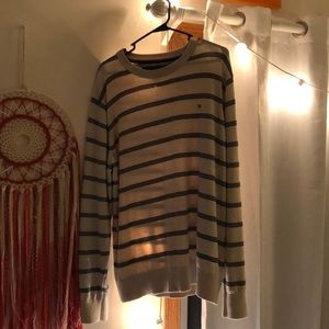 TOMMY HILFIGER SWEATER😍
